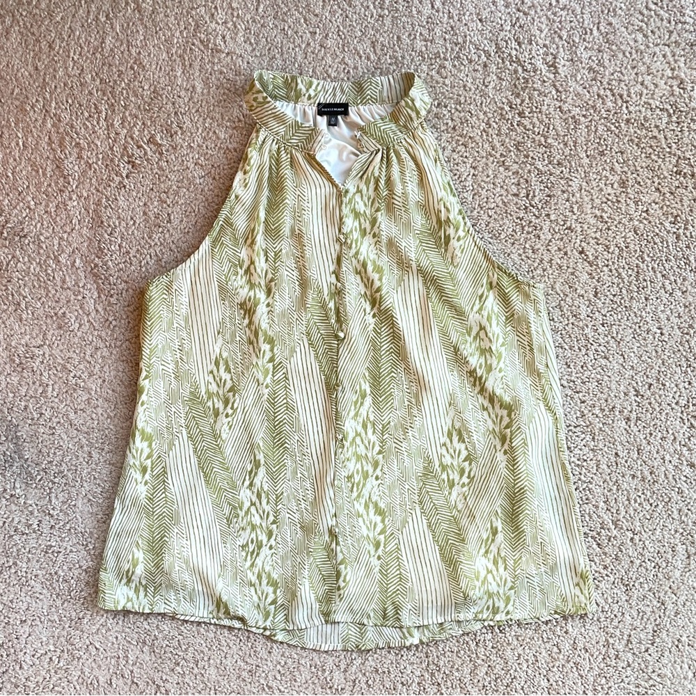 Buckle Black Light Green High-Neck Sleeveless Top Size Medium Flowy Tribal